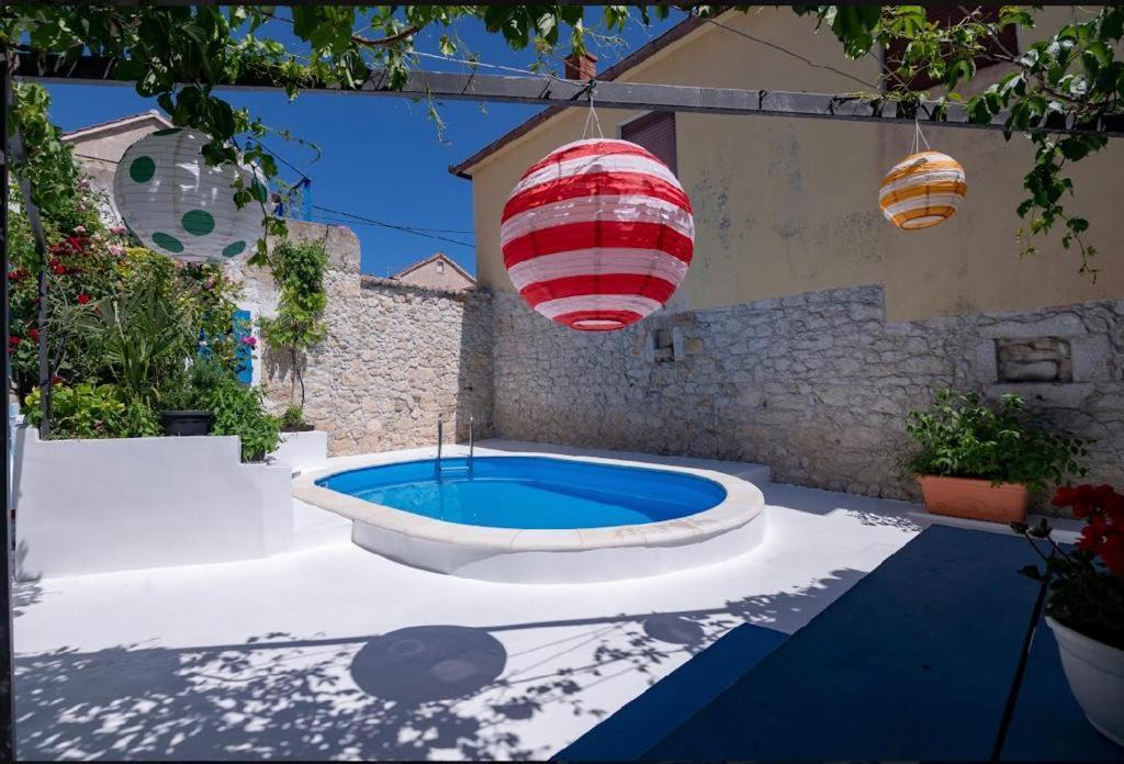 ペトルチャネ Dalmatian Rustic Houseヴィラ エクステリア 写真