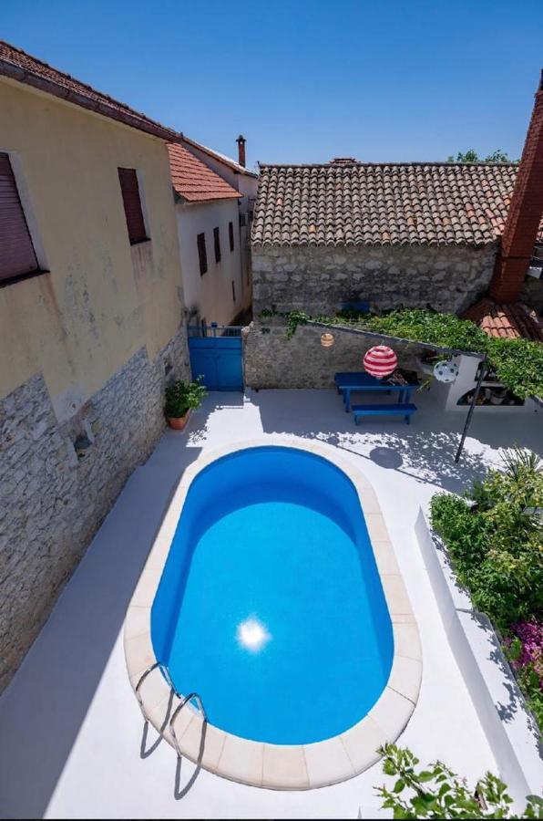 ペトルチャネ Dalmatian Rustic Houseヴィラ エクステリア 写真