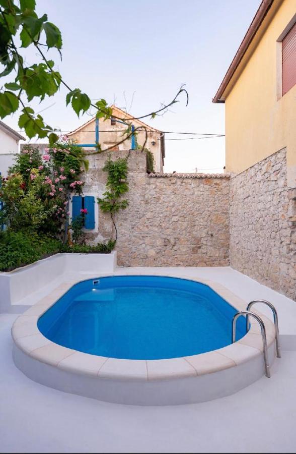 ペトルチャネ Dalmatian Rustic Houseヴィラ エクステリア 写真