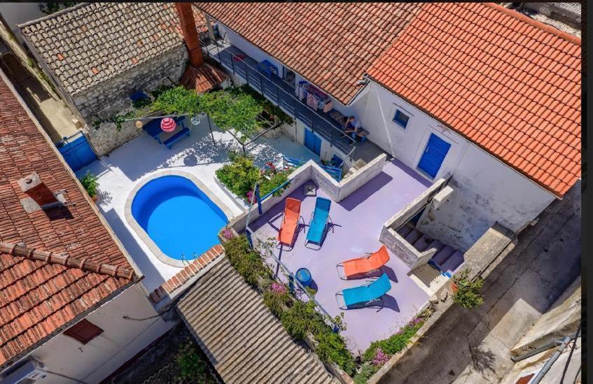 ペトルチャネ Dalmatian Rustic Houseヴィラ エクステリア 写真